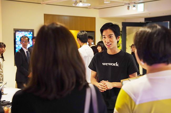 WeWork Japan 合同会社「オフィス見学ツアーの様子」