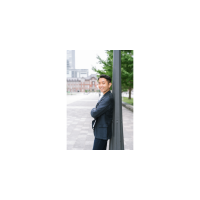 眞山徳人